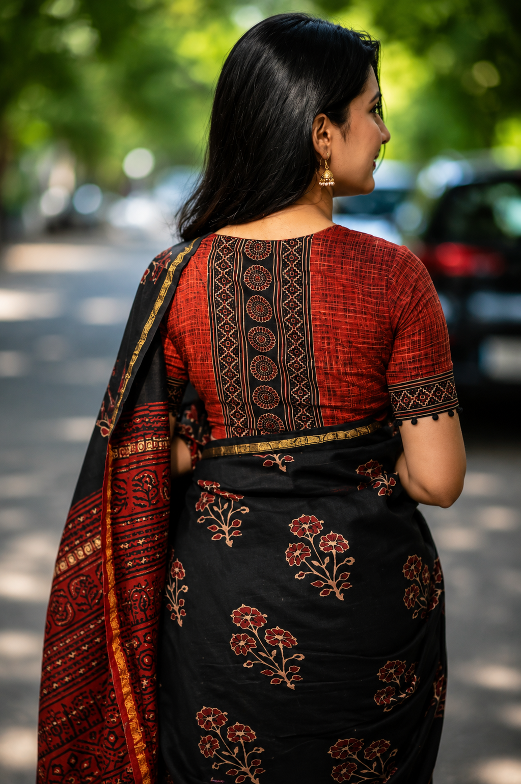 Tri Floral on Black Printed Cotton saree