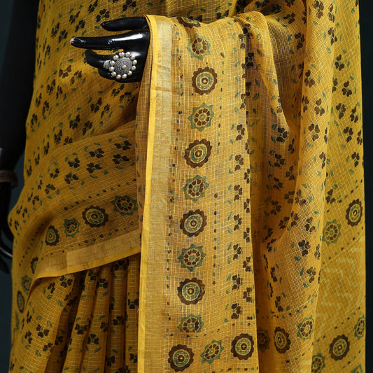 Elegant Yellow Azrak Print Mul Cotton Saree With Unstitched Blouse Piece