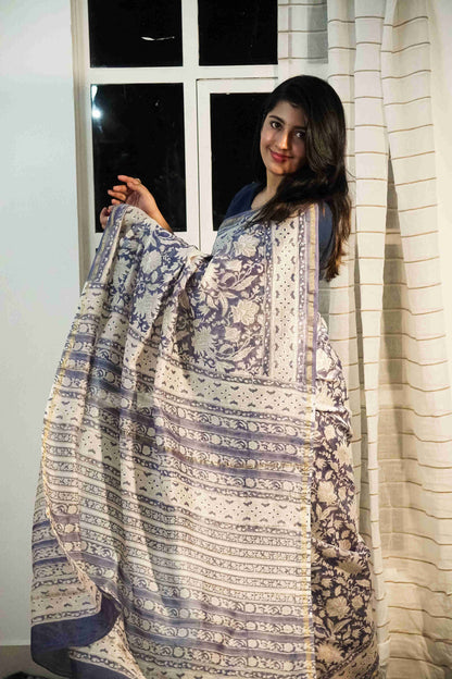 Cream Floral Garden Printed Cotton Silk saree