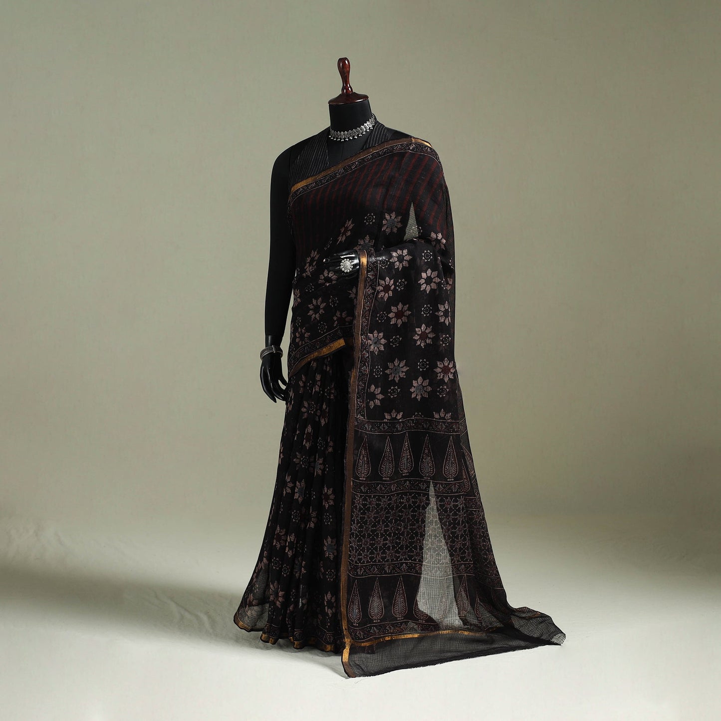Black Azrak Print Mul Cotton Saree With Unstitched Blouse Piece