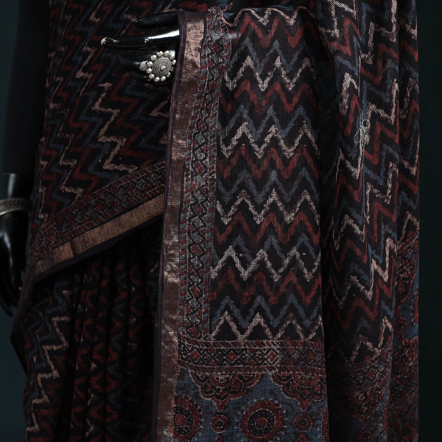 Multicolor Azrak Print Mul Cotton Saree With Unstitched Blouse Piece