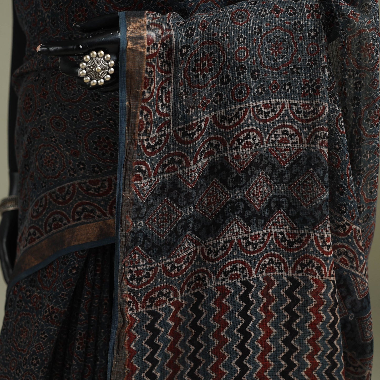Multicolor Azrak Print Mul Cotton Saree With Unstitched Blouse Piece