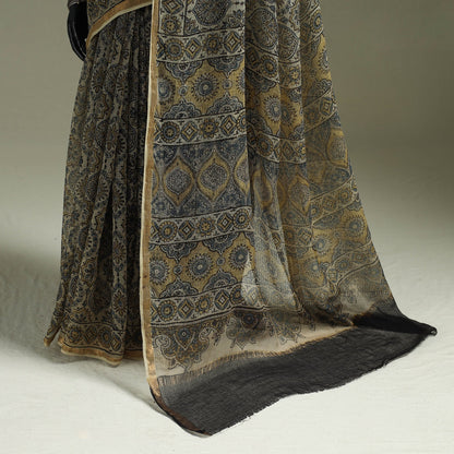 Multicolor Azrak Print Mul Cotton Saree With Unstitched Blouse Piece