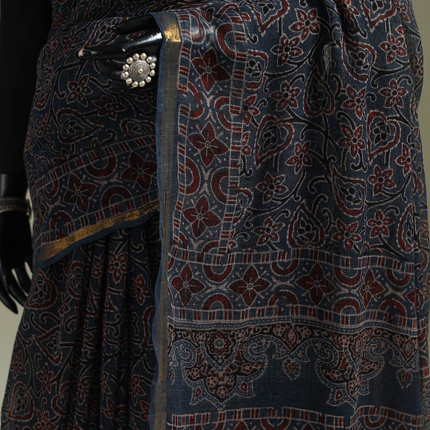Multicolor Azrak Print Mul Cotton Saree With Unstitched Blouse Piece