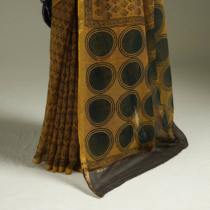 Multicolor Azrak Print Mul Cotton Saree With Unstitched Blouse Piece
