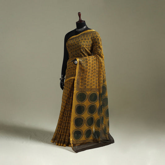 Multicolor Azrak Print Mul Cotton Saree With Unstitched Blouse Piece